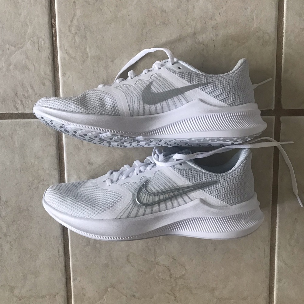 White Nike Running Shoes Size 9